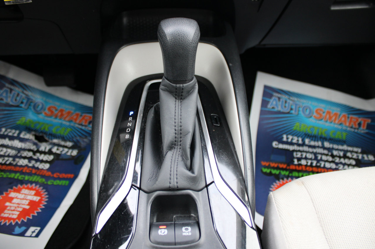 Used 2020 Toyota Corolla LE image 23