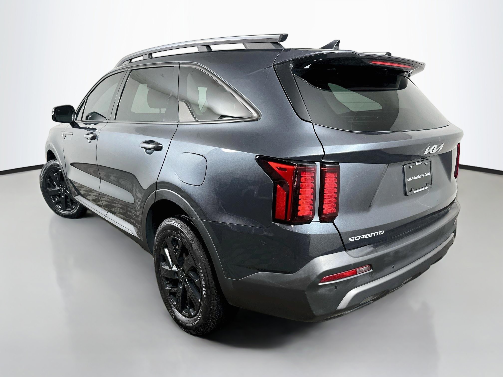 Certified 2023 Kia Sorento S w/ Panoramic Sunroof Package AWD/4WD image 5