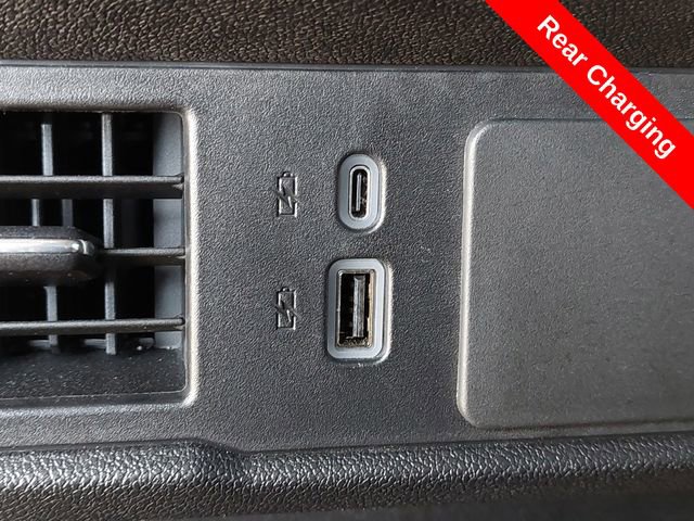 Used 2024 Chevrolet Silverado 2500 Custom w/ Custom Value Package image 27