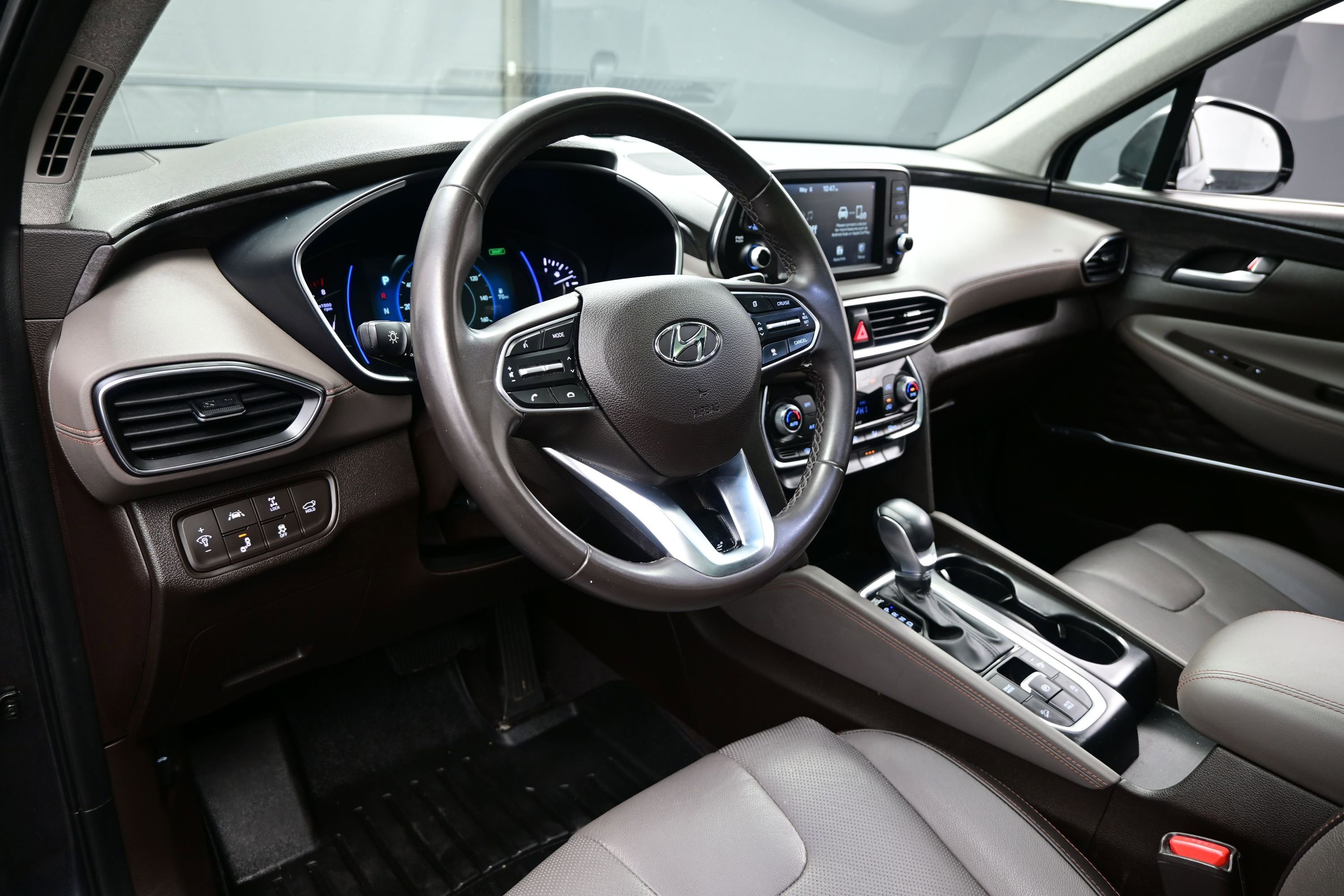 Used 2020 Hyundai Santa Fe SEL w/ Convenience + Premium Package AWD/4WD image 13