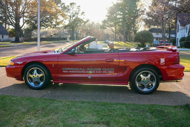 Used 1994 Ford Mustang GT RWD image 3