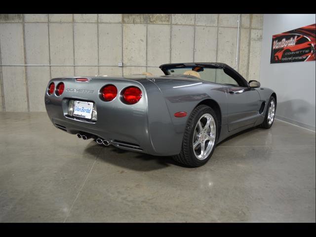 Used 2003 Chevrolet Corvette Convertible w/ Preferred Equipment Group1 image 9