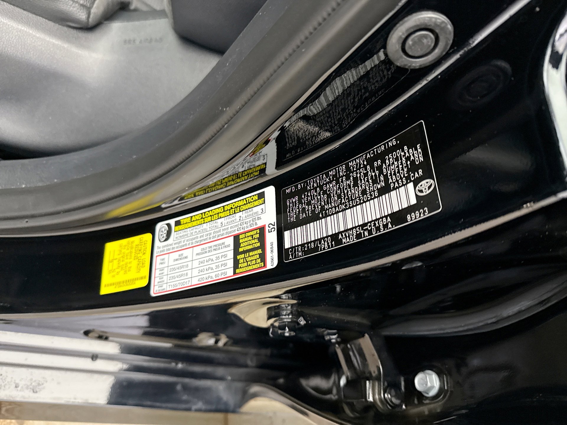 Used 2025 Toyota Camry XLE AWD/4WD image 19
