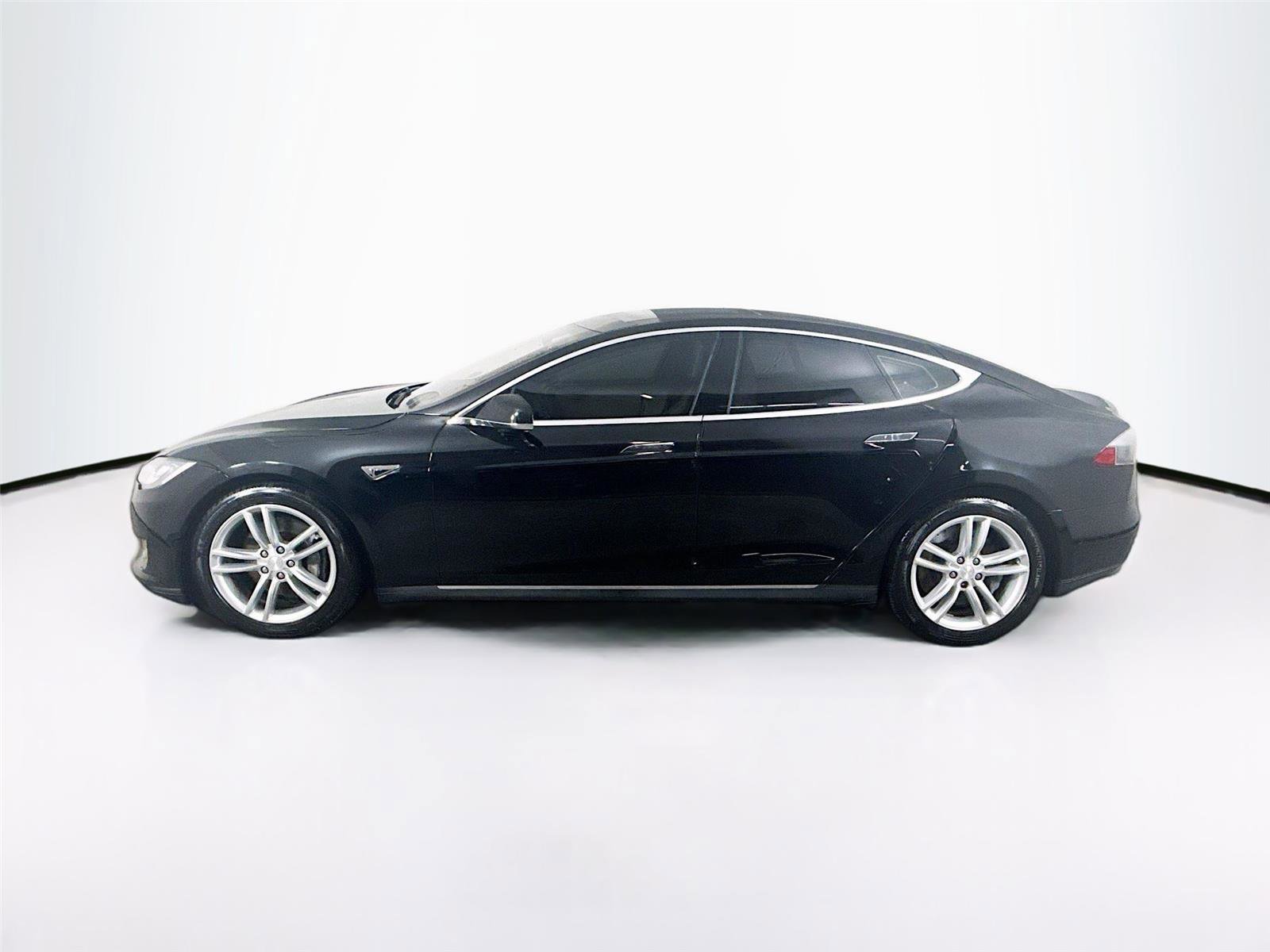 Used 2015 Tesla Model S 85D image 21