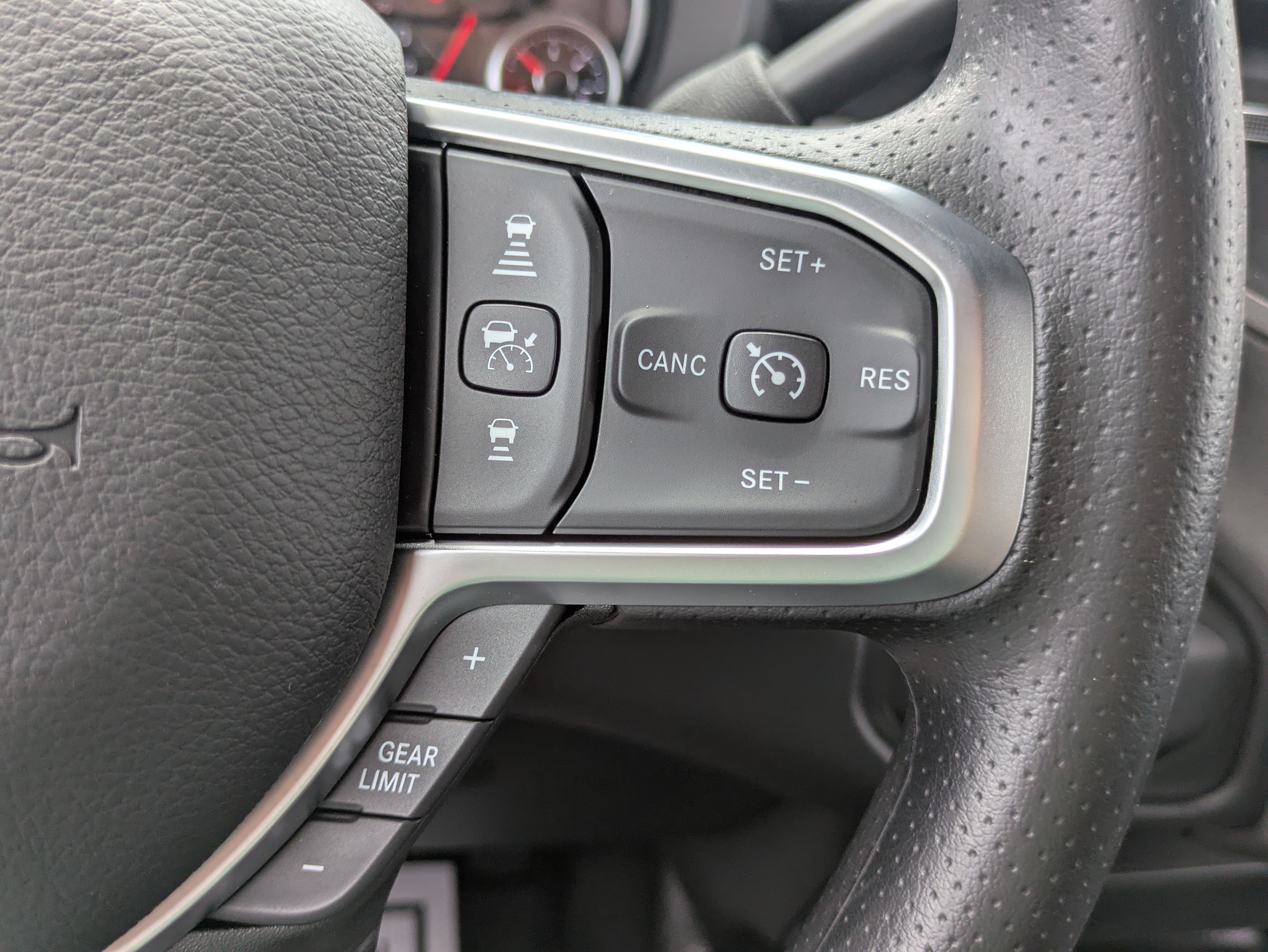 New 2026 RAM 3500 Tradesman AWD/4WD image 18