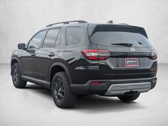 New 2025 Honda Pilot TrailSport image 9