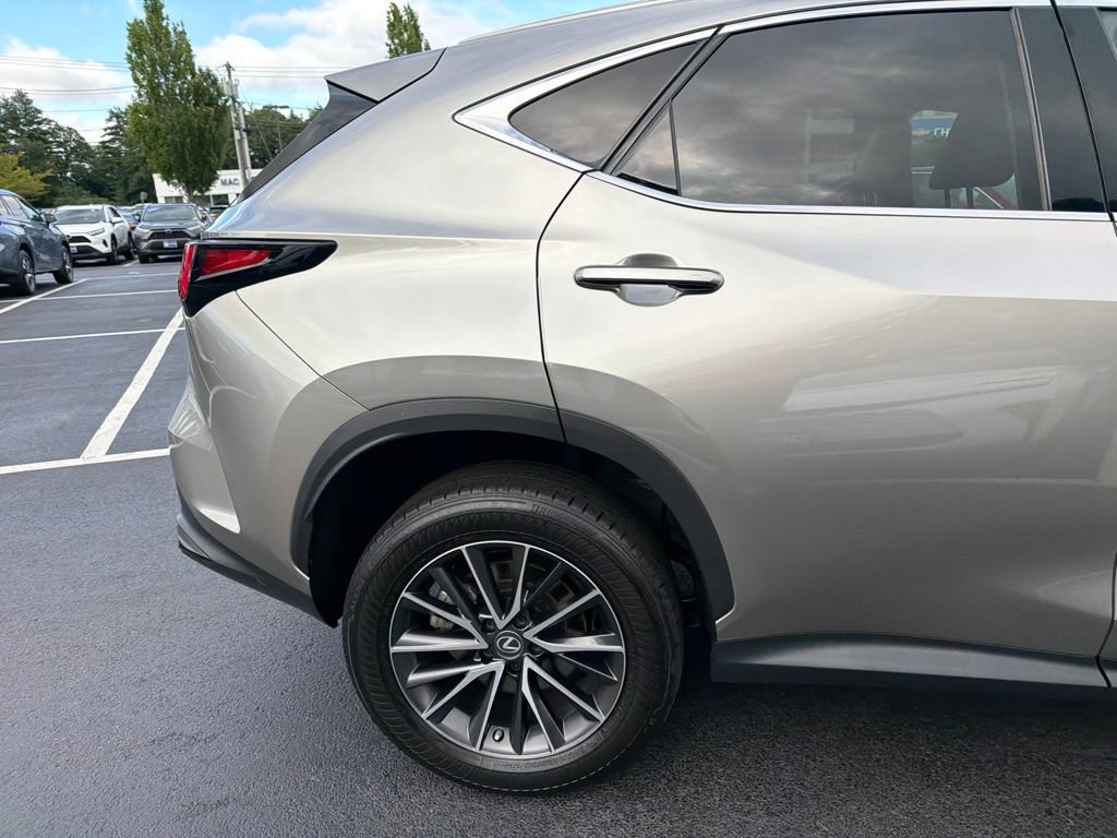 Used 2022 Lexus NX 350h AWD w/ Towing Package (2000 Lbs) image 4