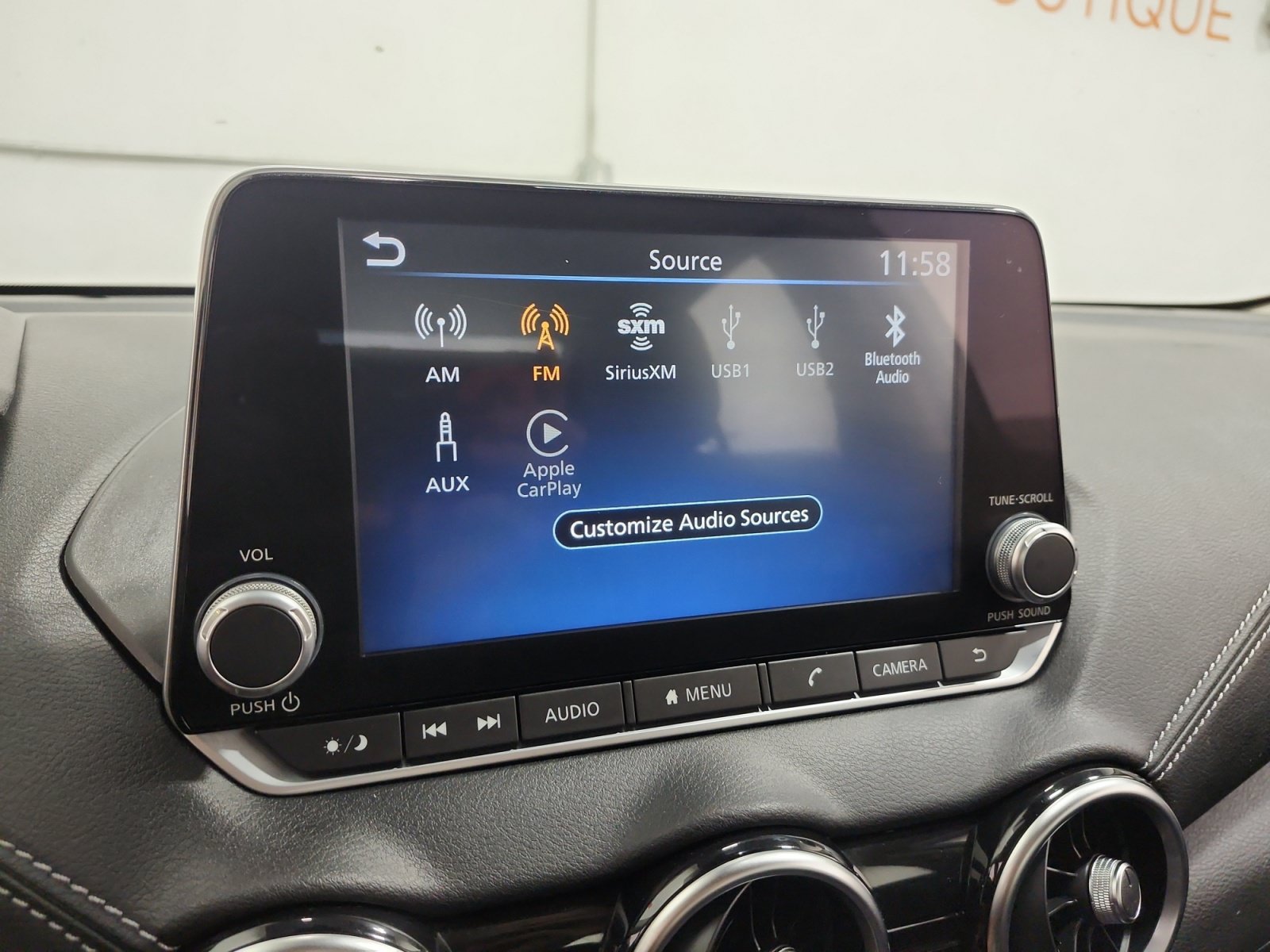 Used 2023 Nissan Sentra SV FWD image 17