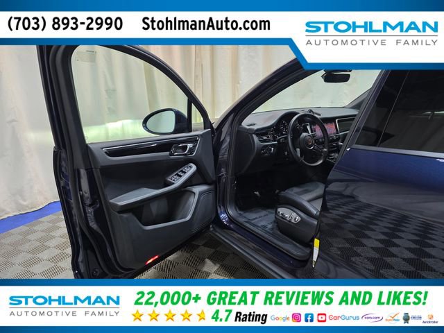 Used 2023 Porsche Macan AWD/4WD image 11