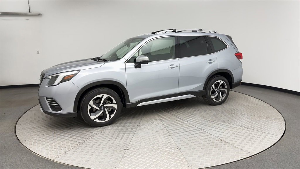 Used 2024 Subaru Forester Touring image 6