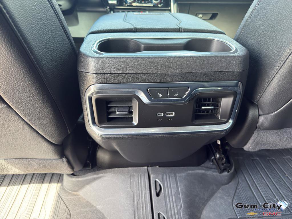 Used 2024 GMC Sierra 3500 Denali w/ Denali Reserve Package AWD/4WD image 12