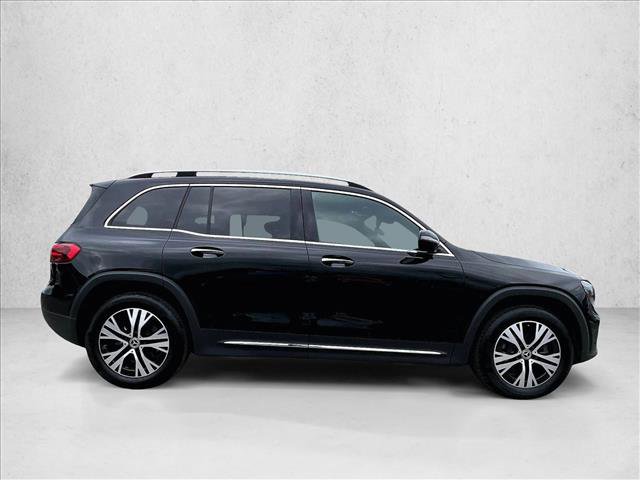 Used 2024 Mercedes-Benz GLB 250 4MATIC image 5