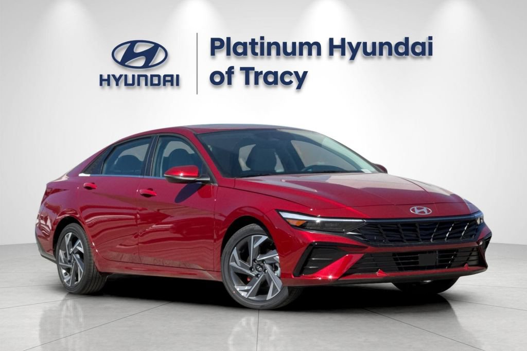 New 2026 Hyundai Elantra Limited FWD image 2