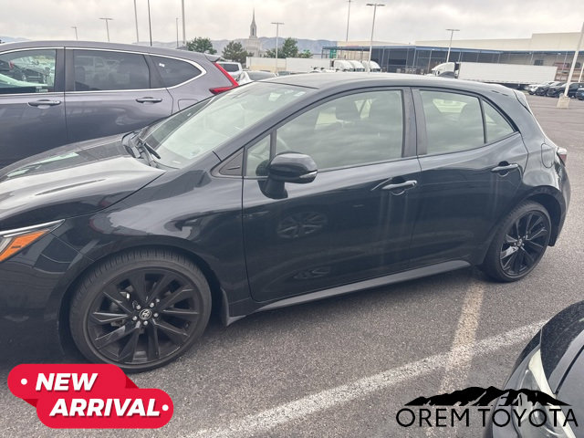 Used 2022 Toyota Corolla SE w/ Carpet Mat Package (TMS) FWD image 2