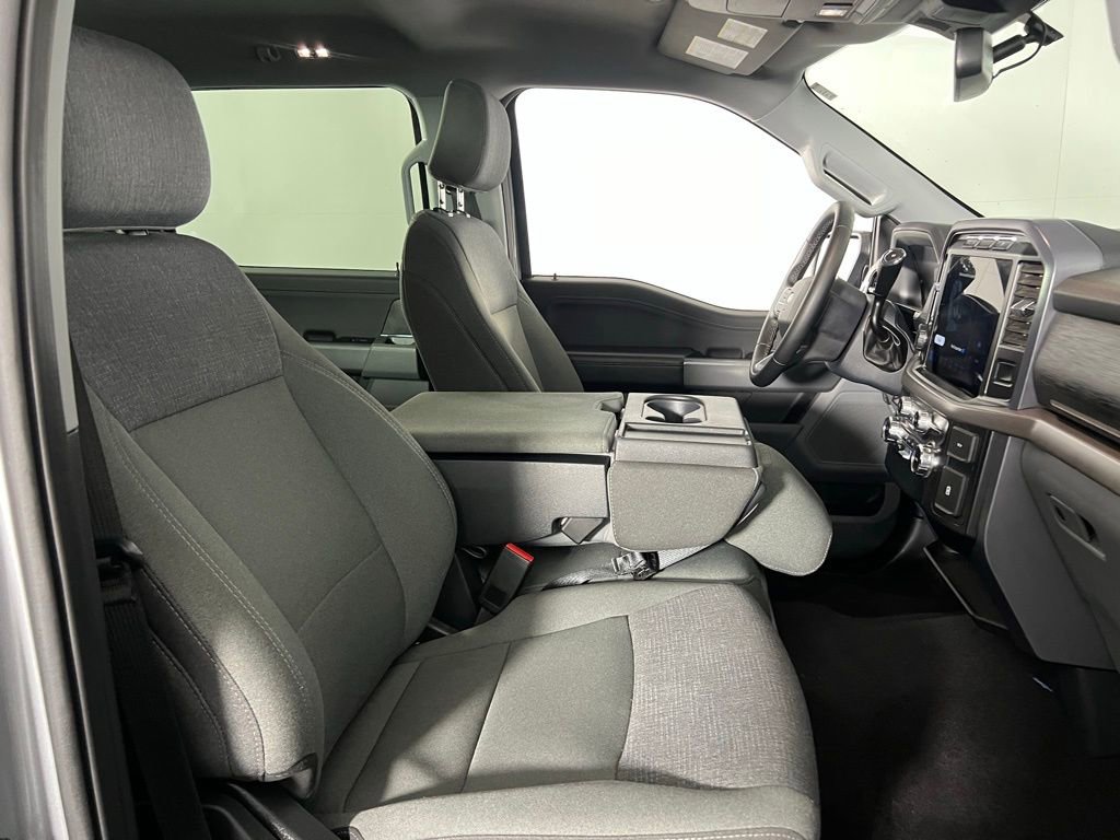 Used 2024 Ford F150 XLT image 29