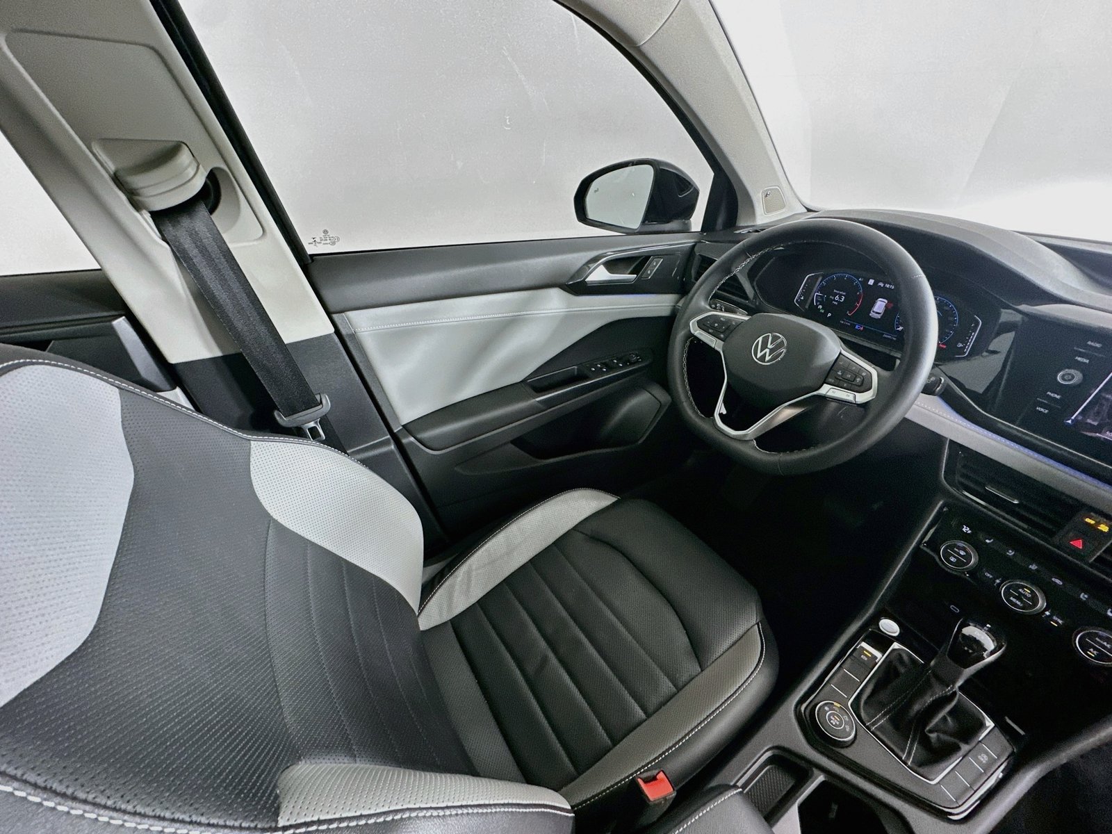 Used 2022 Volkswagen Taos SEL AWD/4WD image 49