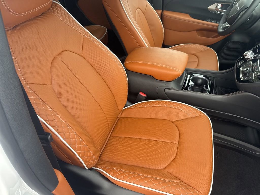 New 2026 Chrysler Pacifica Pinnacle image 57