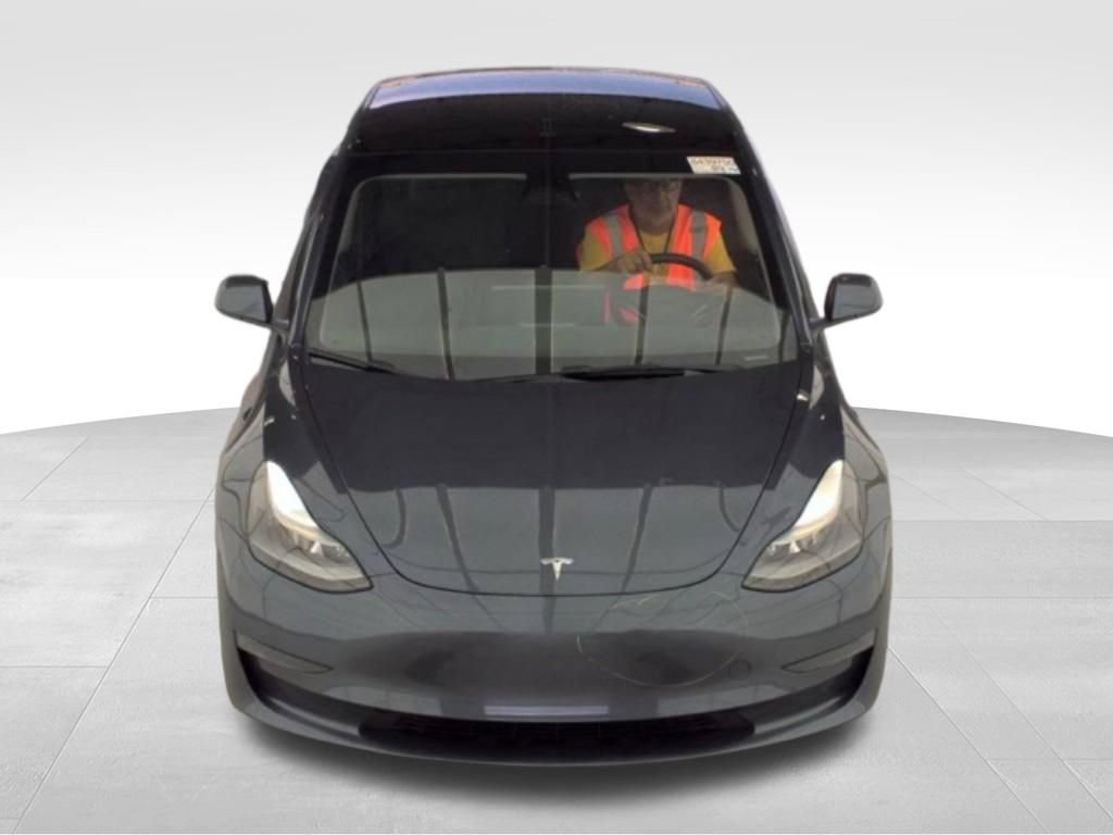 Used 2023 Tesla Model 3 Standard Range RWD image 2