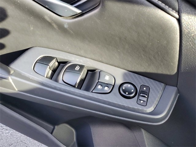 Used 2025 Nissan Sentra SV image 30