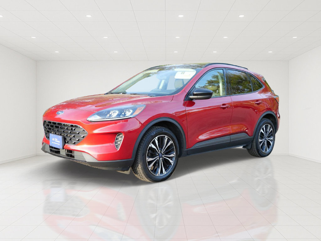 Certified 2022 Ford Escape SE w/ SE Sport Appearance Package AWD/4WD image 2