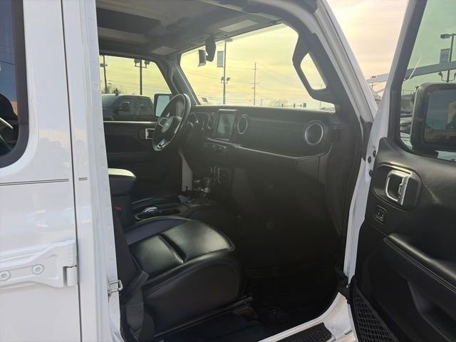 Used 2018 Jeep Wrangler Unlimited Sahara w/ Quick Order Package 24M Moab AWD/4WD image 50