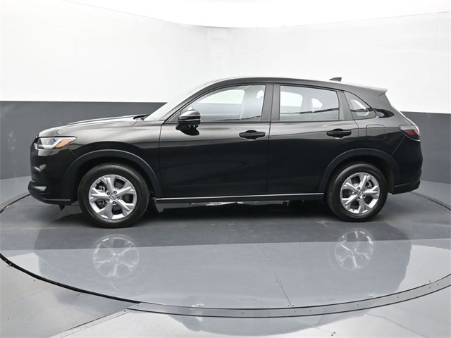 Used 2025 Honda HR-V LX image 2