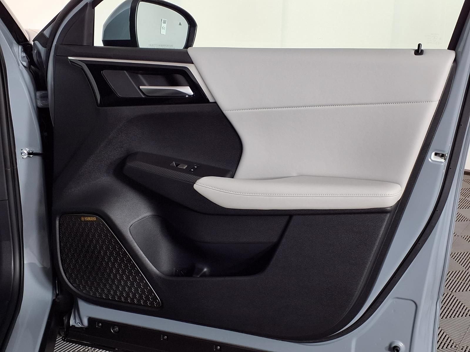 New 2026 Mitsubishi Outlander SE FWD image 8