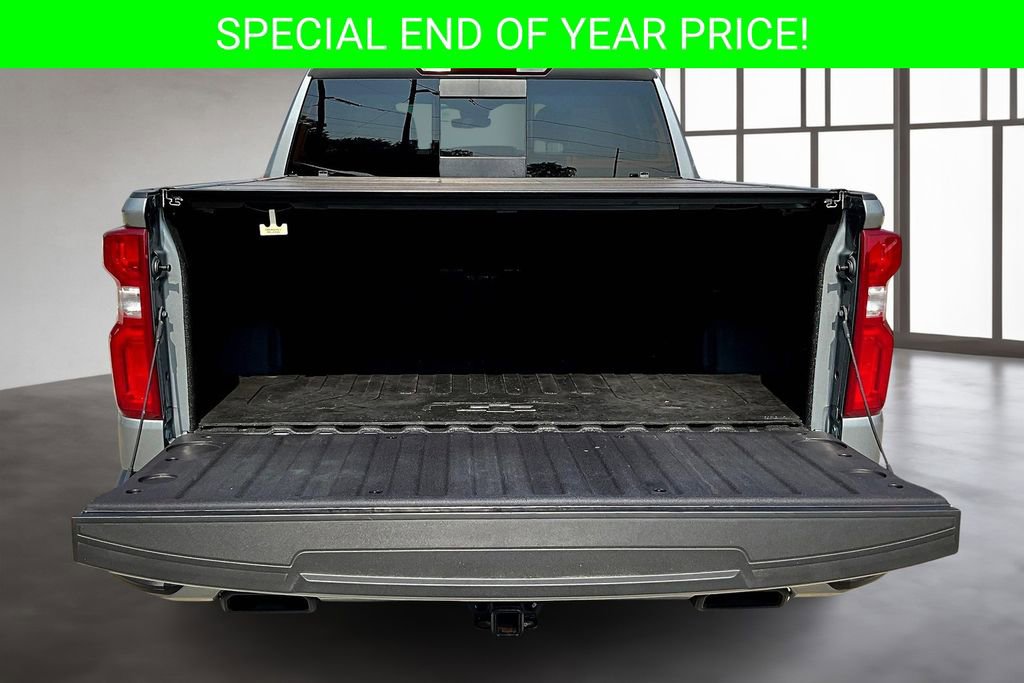 Used 2025 Chevrolet Silverado 1500 RST w/ Dark Appearance Package image 7