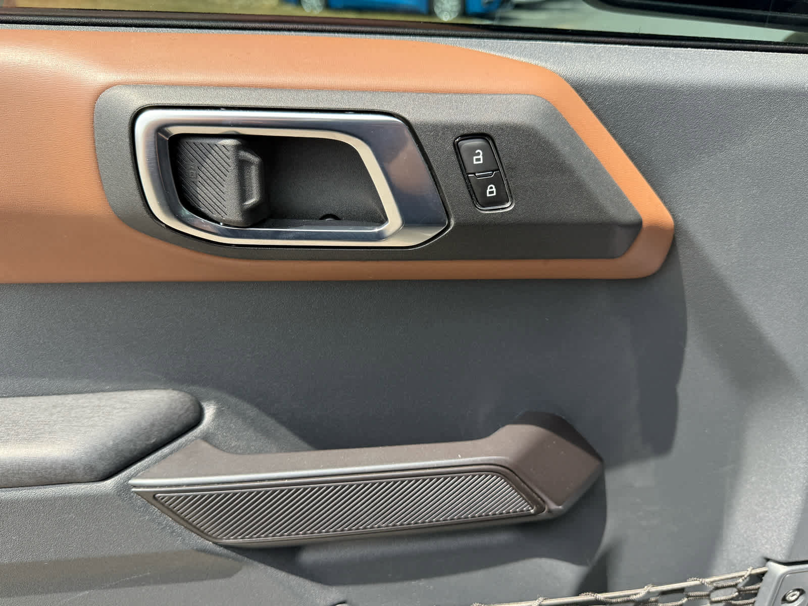 Used 2024 Ford Bronco Outer Banks image 14