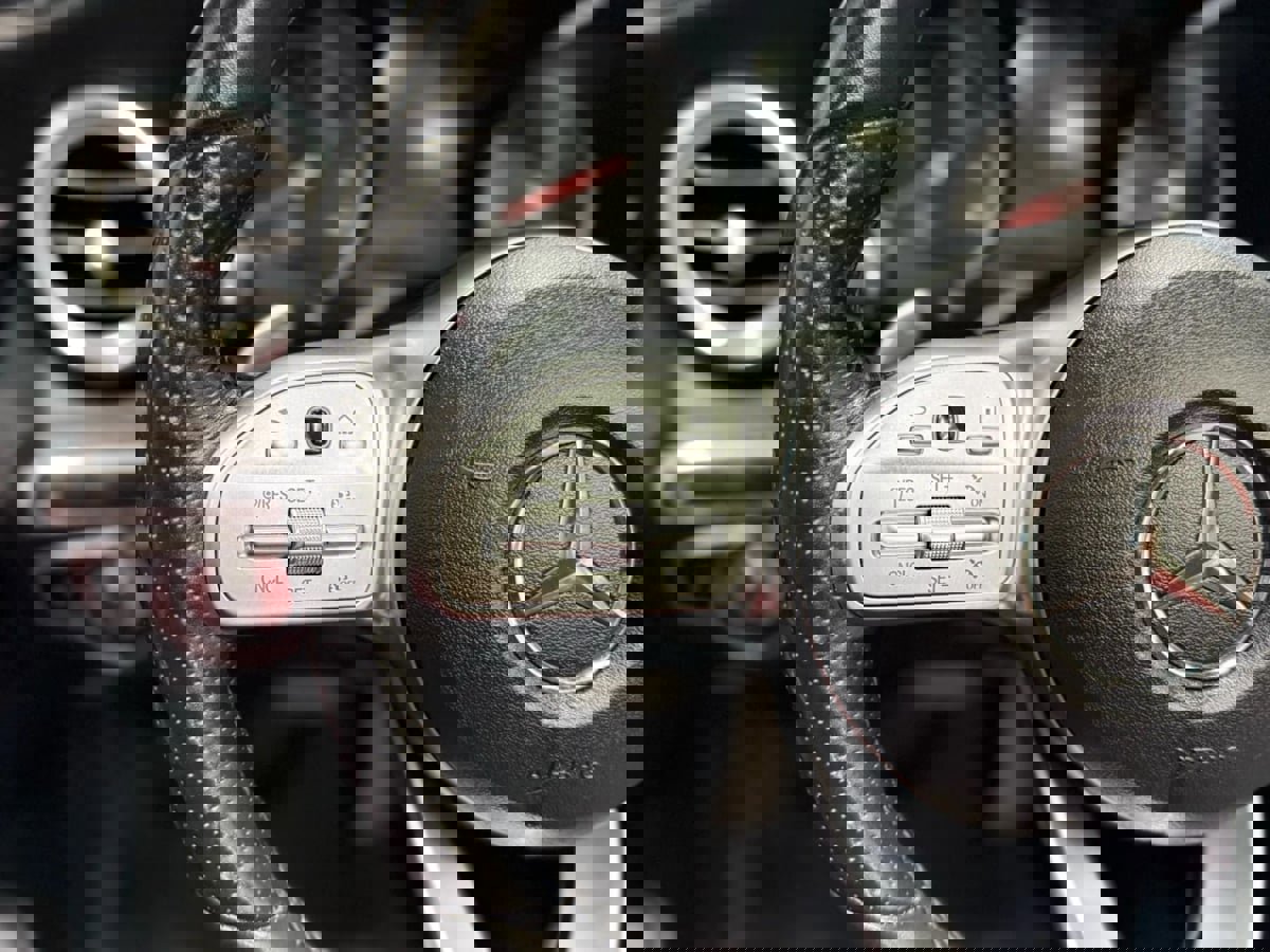 Used 2019 Mercedes-Benz C 300 Cabriolet image 14