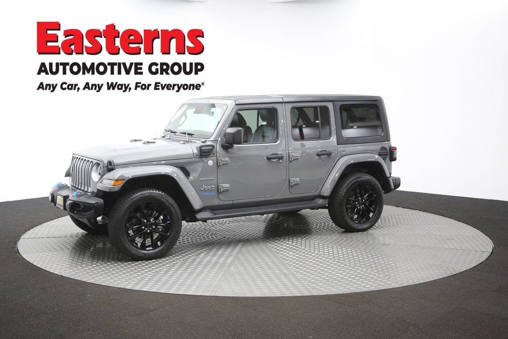 Used 2022 Jeep Wrangler Unlimited Sahara w/ Cold Weather Group AWD/4WD image 56