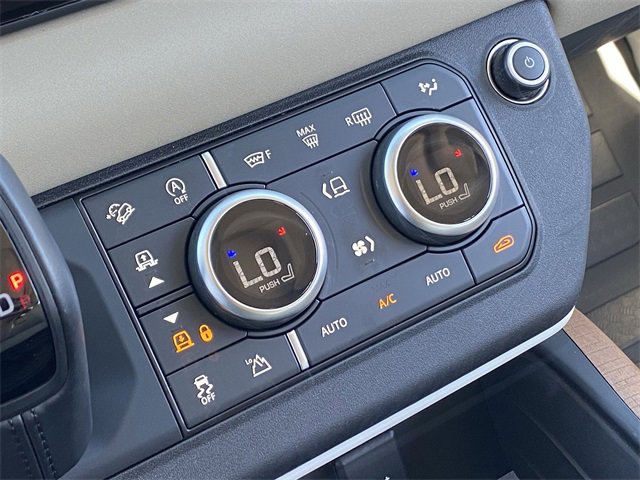 Used 2023 Land Rover Defender 110 S image 17