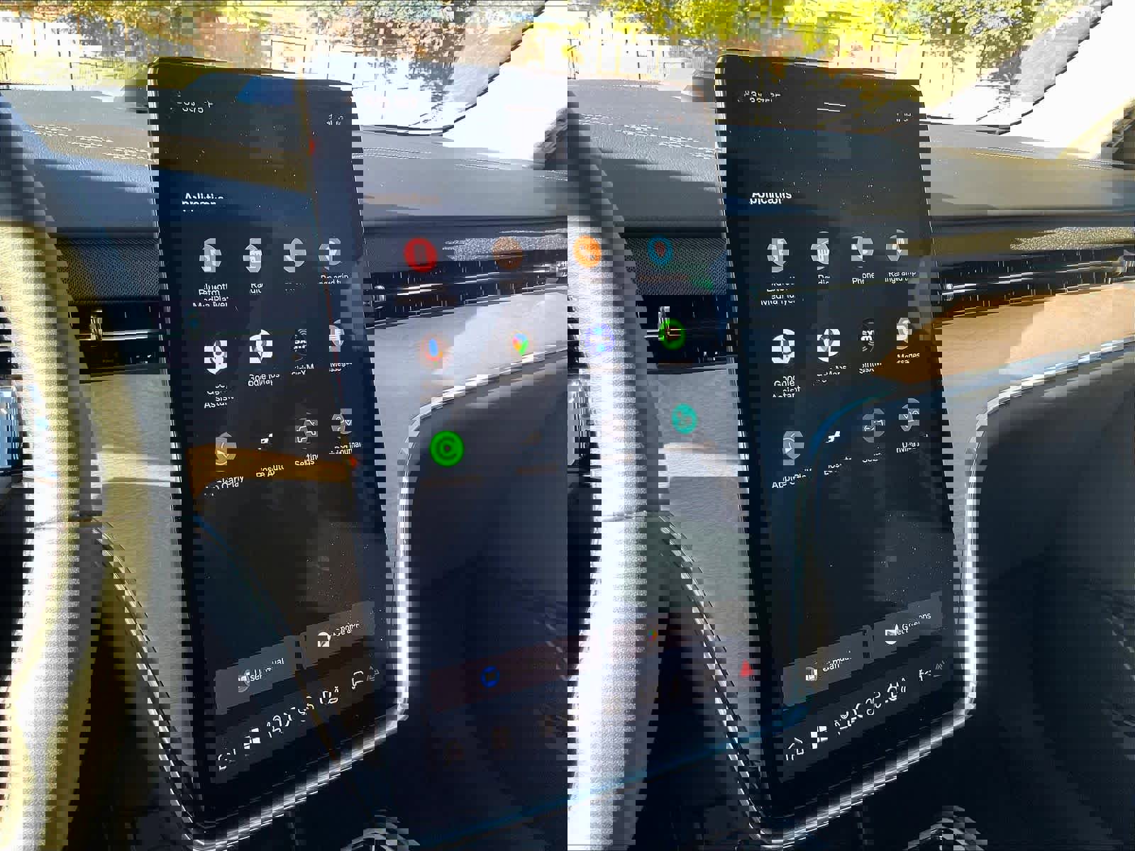 New 2025 Volvo EX90 Plus w/ Protection Package Premier image 21