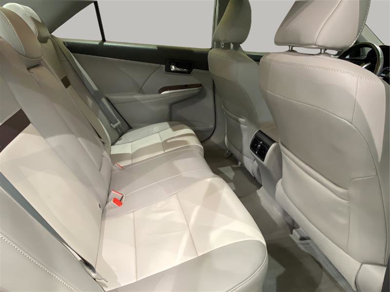 Used 2012 Toyota Camry XLE FWD image 14