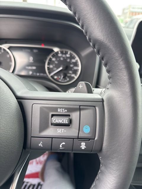 Certified 2024 Nissan Rogue SV w/ SV Premium Package image 28