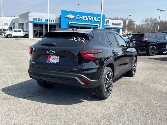 New 2026 Chevrolet Trax RS w/ Sunroof Package image 4