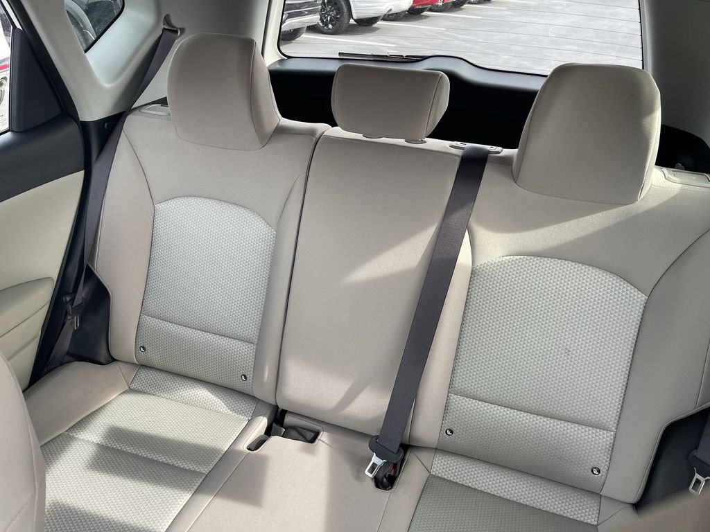 Used 2025 Kia Soul LX w/ LX Technology Package FWD image 21