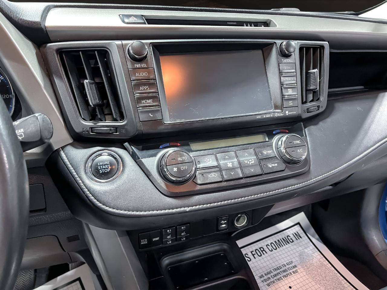 Used 2017 Toyota RAV4 Limited image 16