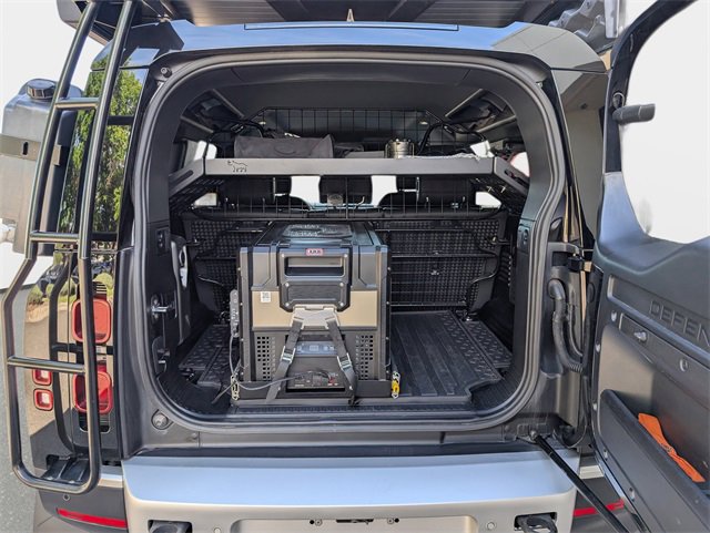 Used 2023 Land Rover Defender 110 S image 5