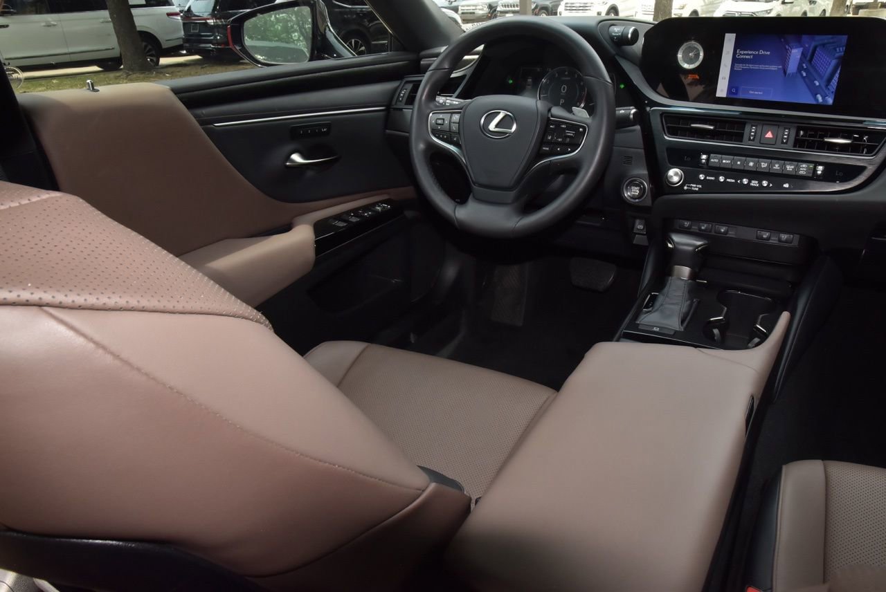 Used 2023 Lexus ES 350 w/ Premium Package FWD image 15