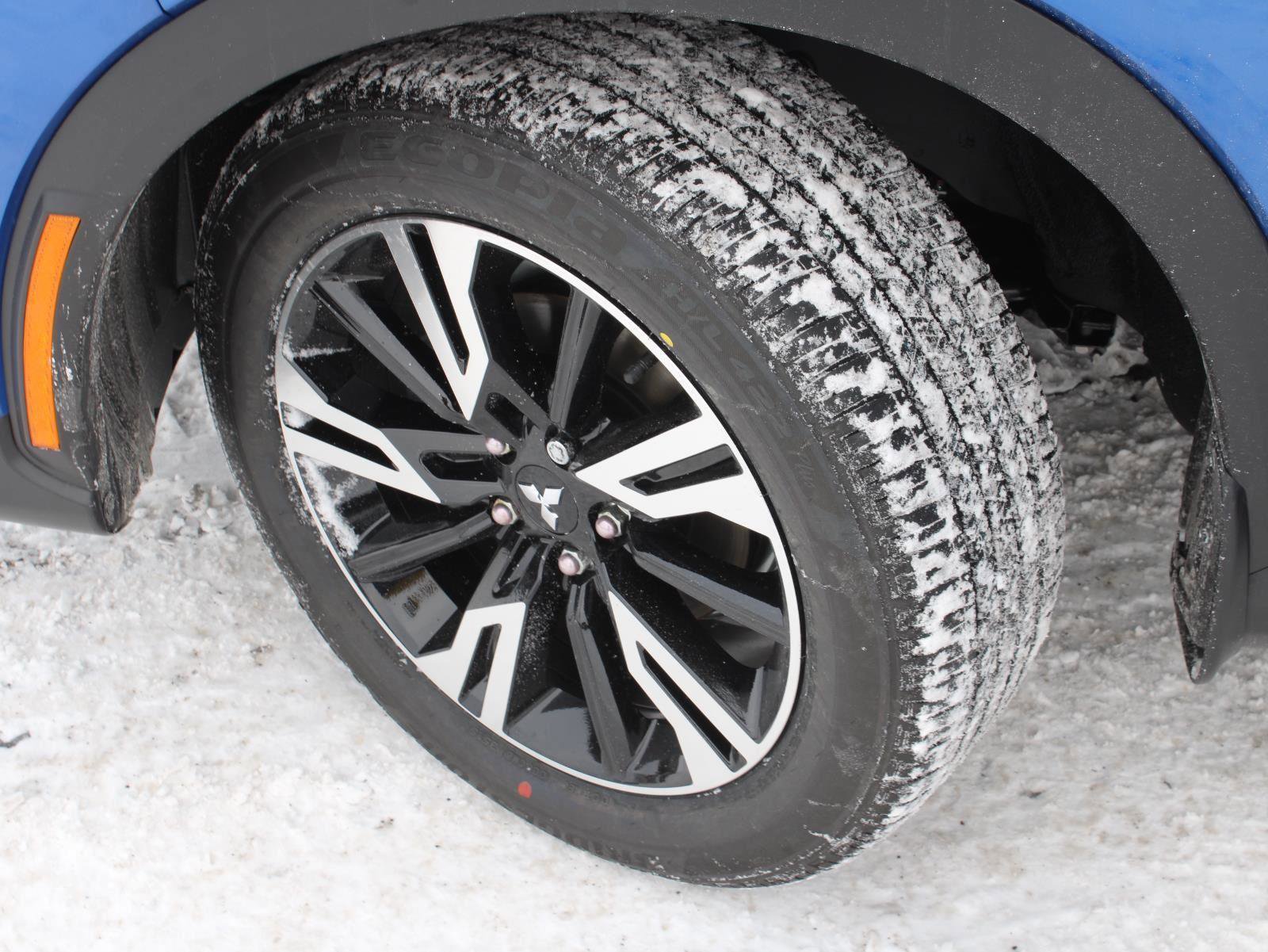 New 2026 Mitsubishi Eclipse Cross SE image 8