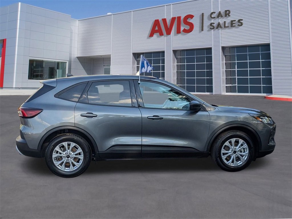 Used 2025 Ford Escape Active image 5