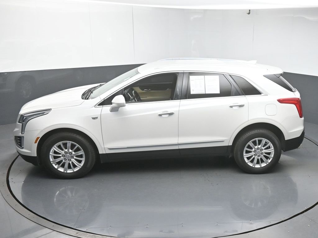 Used 2018 Cadillac XT5 FWD w/ LPO, Wheel Lock Package image 43