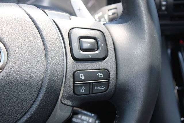 Certified 2025 Lexus IS 300 F Sport RWD image 15