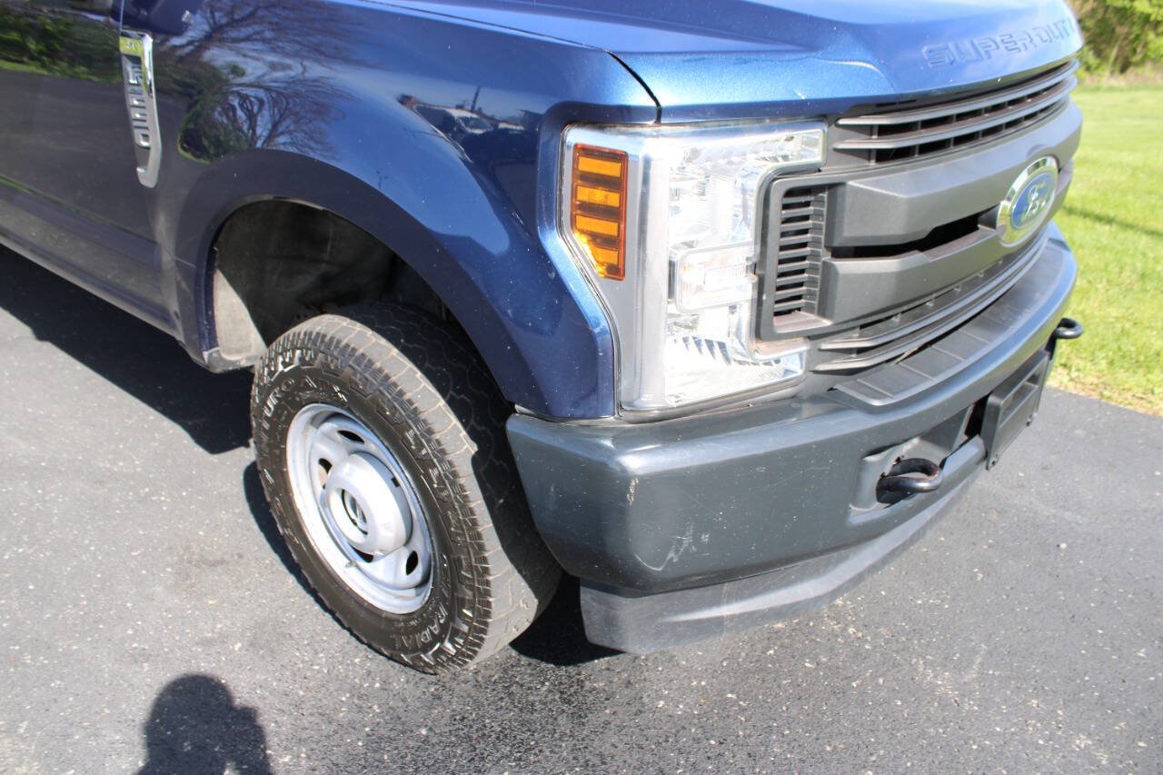 Used 2019 Ford F250 XL w/ Power Equipment Group AWD/4WD image 5