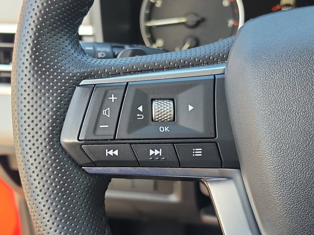 Used 2025 Mitsubishi Outlander SE FWD image 21