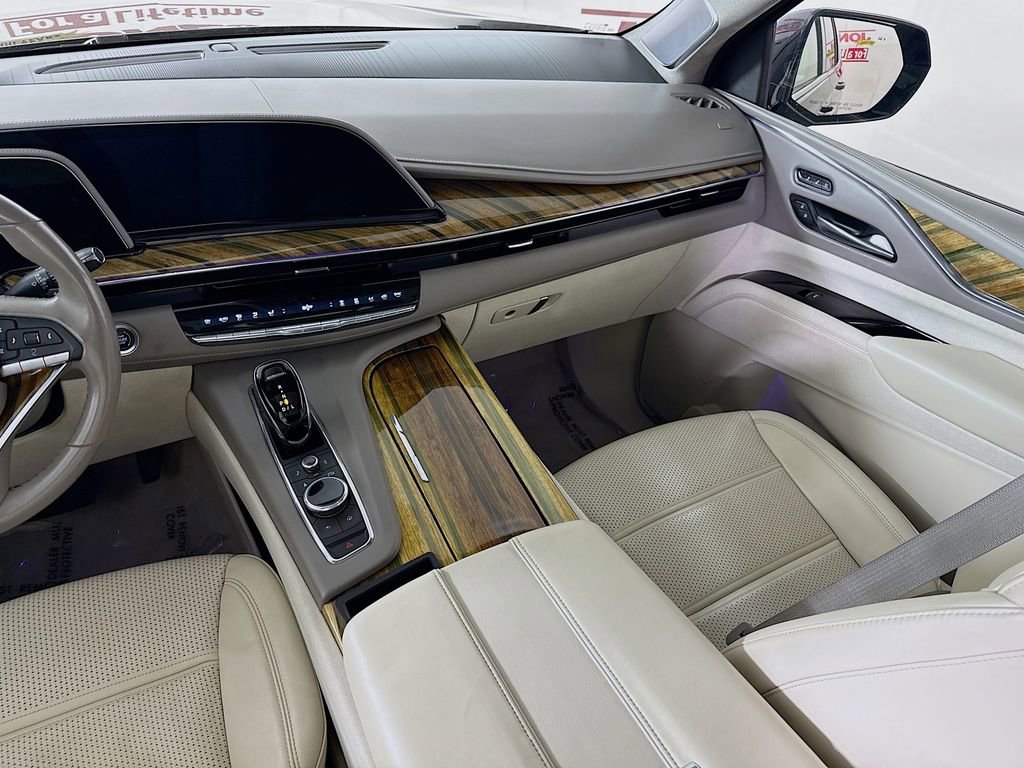 Used 2021 Cadillac Escalade Premium Luxury Platinum image 29