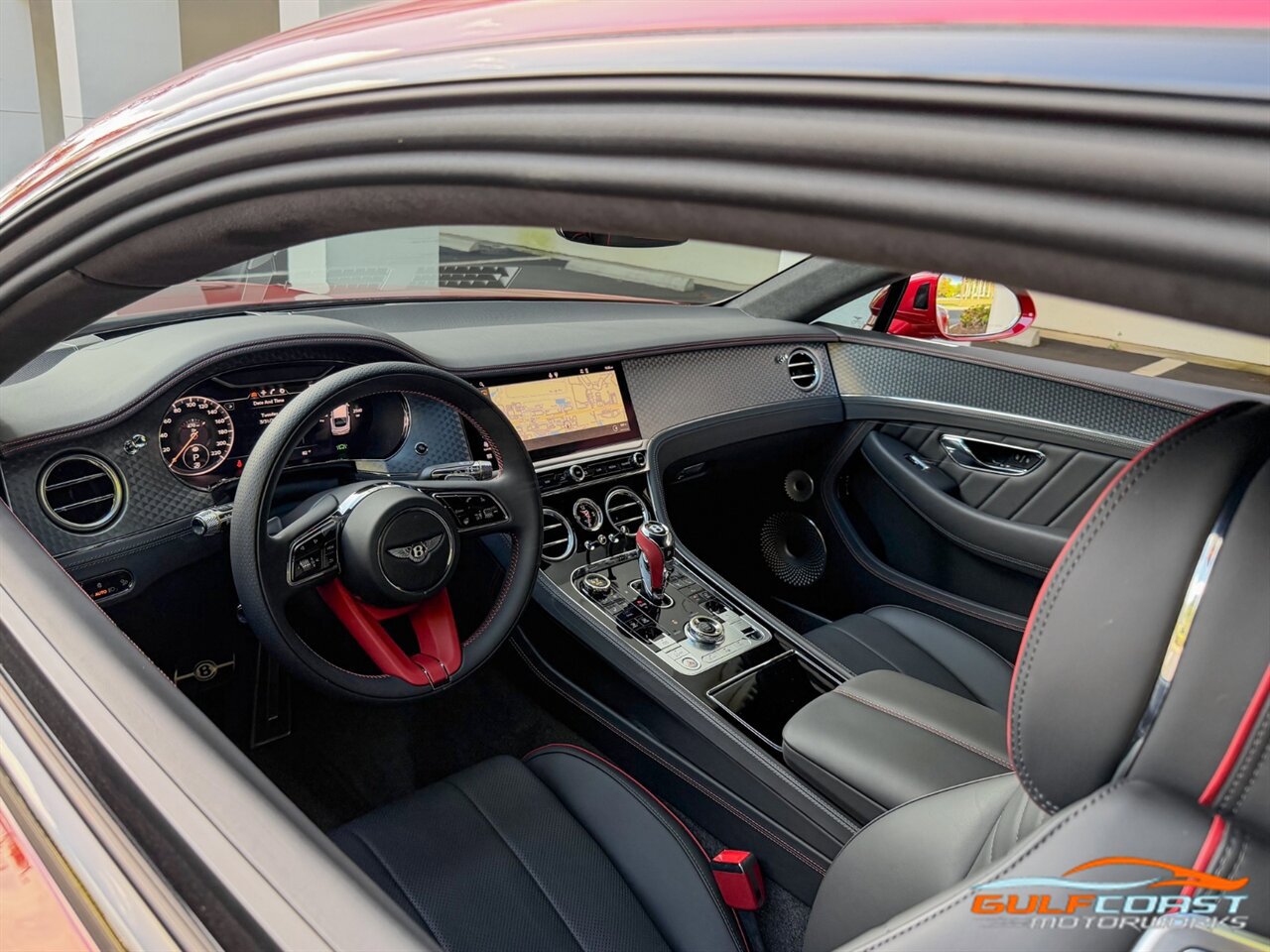 Used 2024 Bentley Continental GT V8 image 2