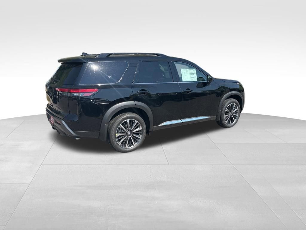 New 2026 Nissan Pathfinder Platinum image 4