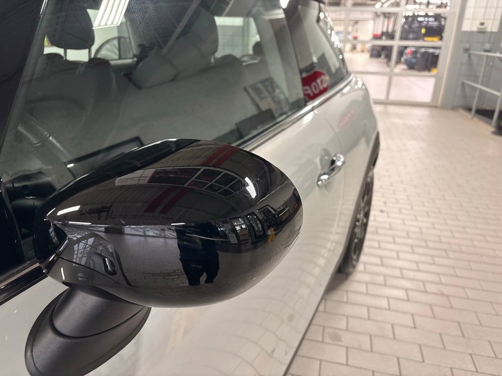 Used 2022 MINI Cooper SE image 29